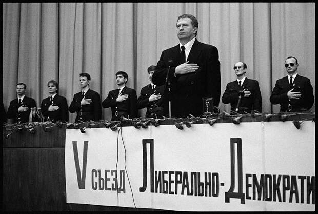 90-е глазами Лео Эркена