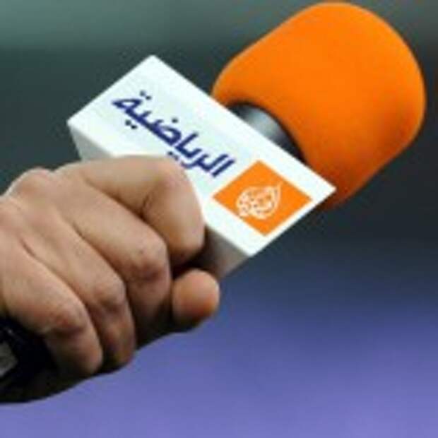 77000_al_jazeera_microphone_800x500