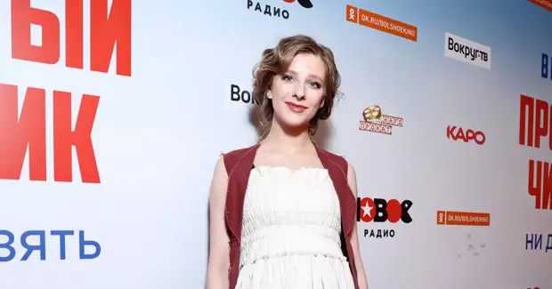 Звезда «Папиных дочек» похвасталась успехом своей первой книги