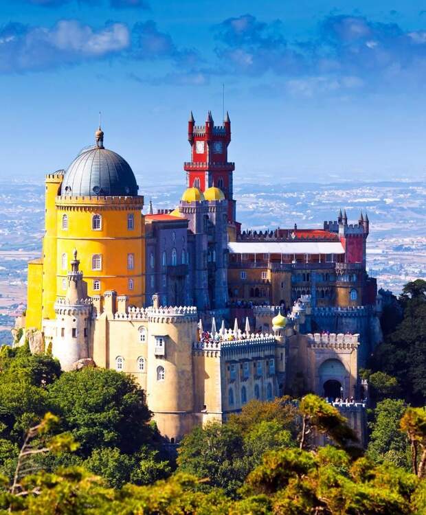 Pena National Palace in Sintra, Portugal (Palacio Nacional da Pena) | 32 Stupendous Places in Portugal every Travel Lover should Visit