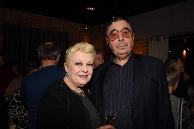 Дрожжина под угрозой: 6 лет тюрьмы за кражу наследства Баталова