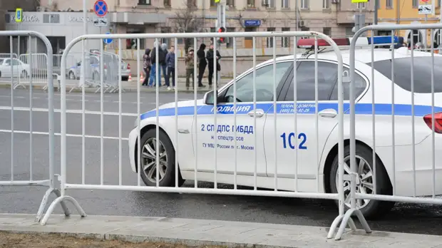 Движение на участке проезда Девичьего Поля в Москве будет перекрыто в январе