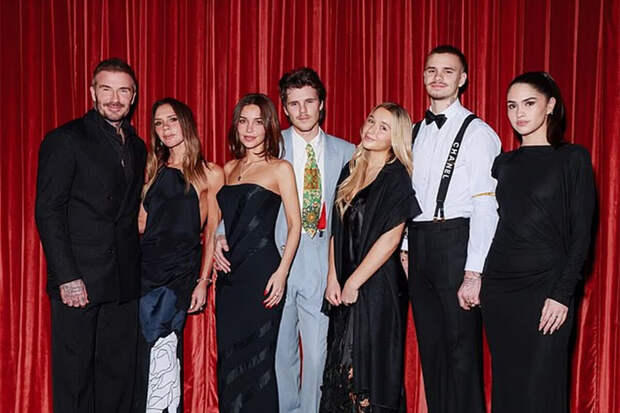 Дизайнер Бекхэм заранее отметила день рождения сына Круза на фоне семейной ссоры