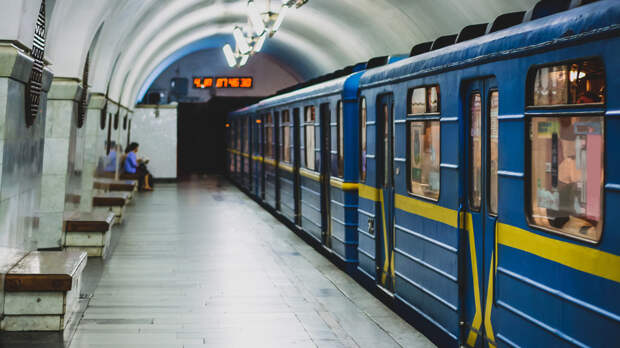 В Киеве могут остановить работу метро из-за проблем с электричеством