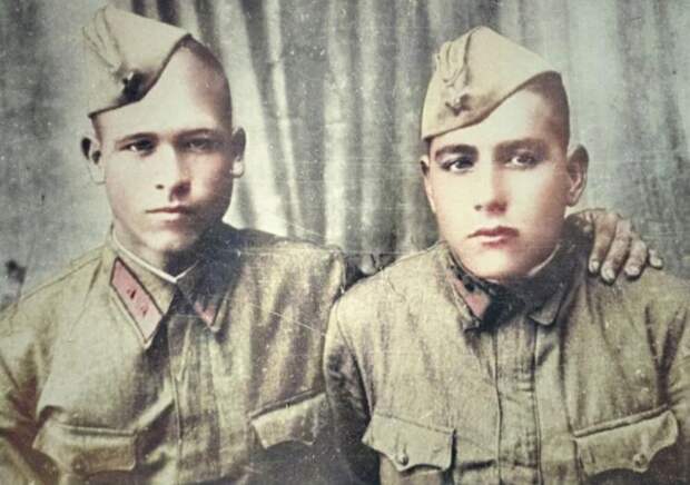 В городе Единец предлагают увековечить подвиг Героя Советского Союза Курбана Дурды в рамках братания молдавского и туркменского народов В городе Единец предлагают увековечить подвиг Героя Советского Союза Курбана Дурды в рамках братания молдавского и туркменского народов