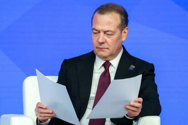 Медведев заявил о выполнении одной задачи в 2025 году