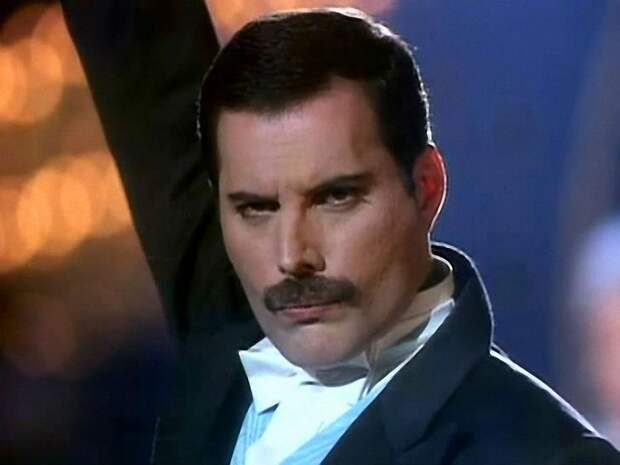 Памяти Фредди Меркьюри