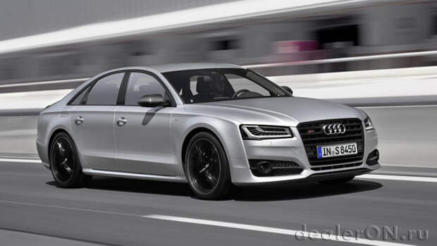 Производительный седан Audi S8 Plus 2016 / Ауди S8 Плюс 2016 – вид спереди