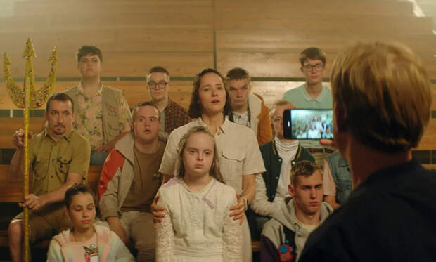 «Особые» дети и хулиганы против мэра: «Нормальный только я» и другие фильмы для подростков, которые можно посмотреть на кинофестивале Arctic Open