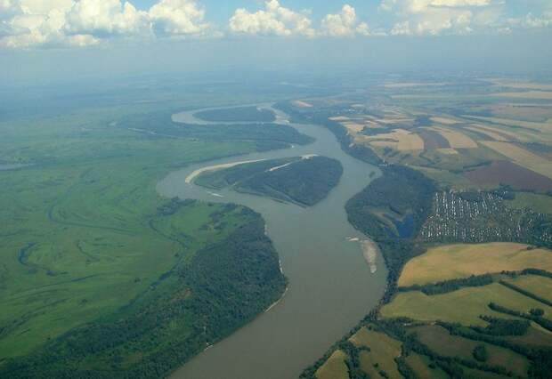 Река Западной Сибири.
