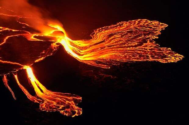 Кратер вулкана Nyiragongo (28 фото)