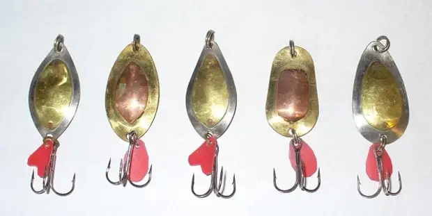 Блёсна мепс на окуня и судака. Блесна для щуки и окуня на спиннинг. Блёсны на щуку и окуня. Блесна вертушка на щуку. Уловистые блесна на щуку окуня.