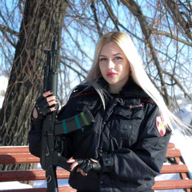 Анна из Екатеринбурга, которой достался титул Краса Росгвардии