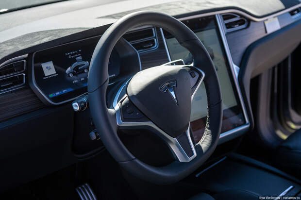 Tesla Model X: обзор удивительной машины