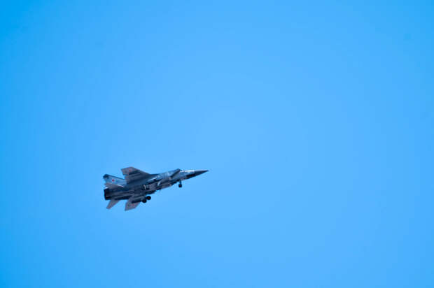 F-16 сбил дружественный Су-27, отражая атаку русских "Гераней"