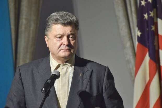 «Батько, гроши!»: Порошенко планирует поездку в США