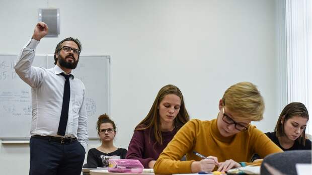 В Госдуме отреагировали на идею вернуть в школьную программу один предмет