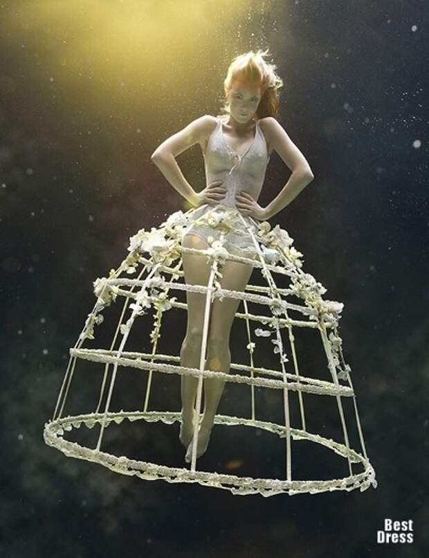 Волшебные платья под водой