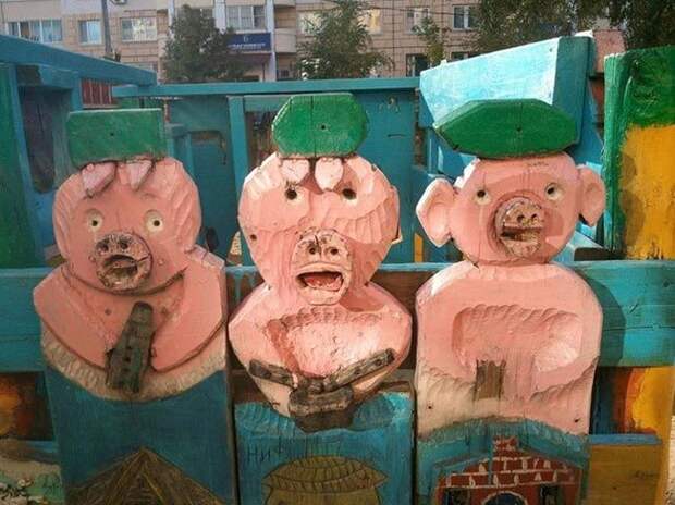 Ниф-Ниф, Наф-Наф и обезьяна в берете Ниф-Ниф, Наф-Наф и обезьяна в берете дети, жесть, маразм, площадка, стройка