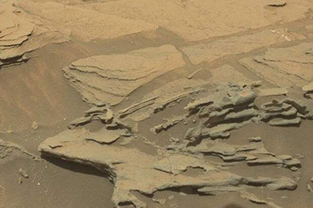 На Марсе нашли скалистый выступ в виде огромной ложки. Фото: NASA/www.nasa.gov