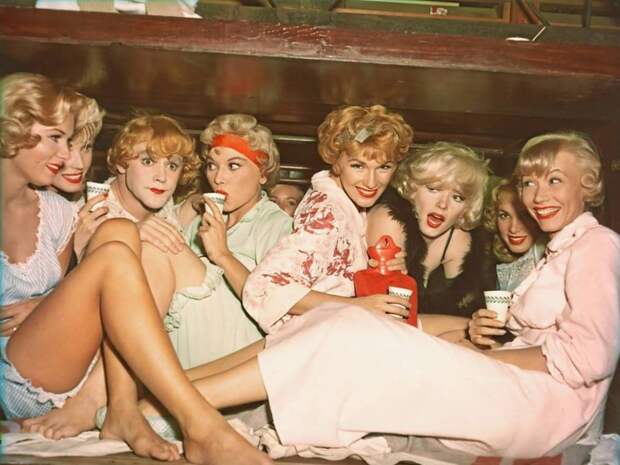 Каким мог быть фильм "В джазе только девушки" в цвете: редкие архивные снимки Мэрилин Монро мерлин монро, фильм, фото
