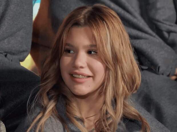 Дочь Даны Борисовой защищает взрослого любовника: «Мама называет его крысой»