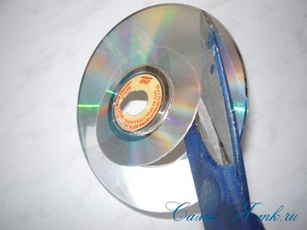 подхваты держатели для штор из CD дисков и шпагата  4