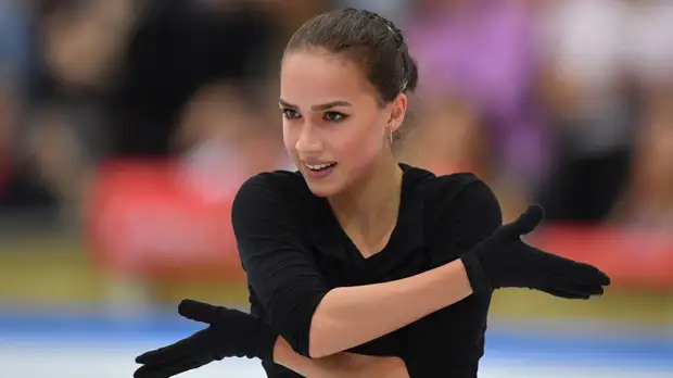 Бесстрашие Мишина, критика Загитовой и Медведевой, шутка Туктамышевой: как проводят время фигуристы в период карантина