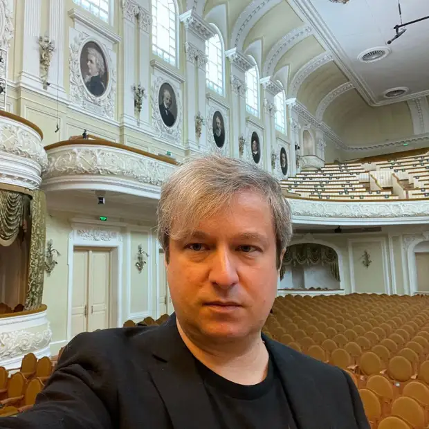 Чулпан Хаматова, Кантемир Балагов и Антон Долин покинули Россию Чулпан Хаматова, Кантемир Балагов и Антон Долин покинули Россию