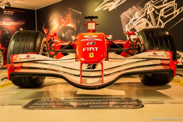 Музей Феррари в Модене Музей Феррари в Модене ferrari, Модена, авто, автомузей, музей