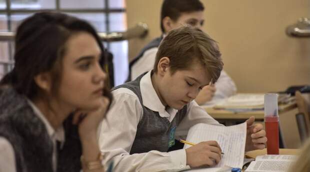 Итоговое собеседование по русскому языку пройдет в школах Подмосковья 9 февраля