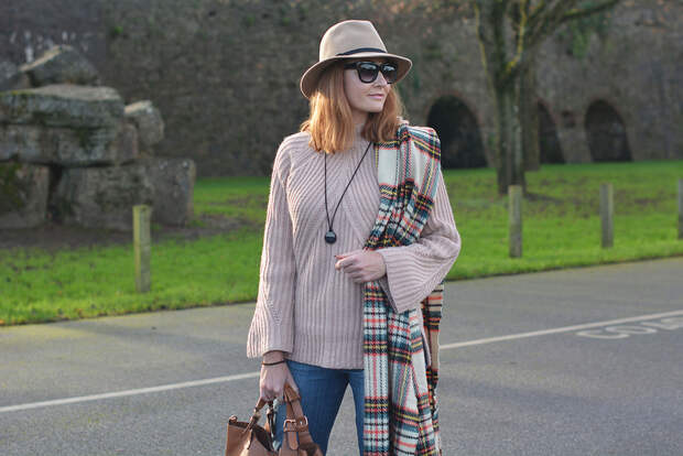 Blush Knitwear, Boyfriend Jeans, Felt Fedora, Tartan Scarf