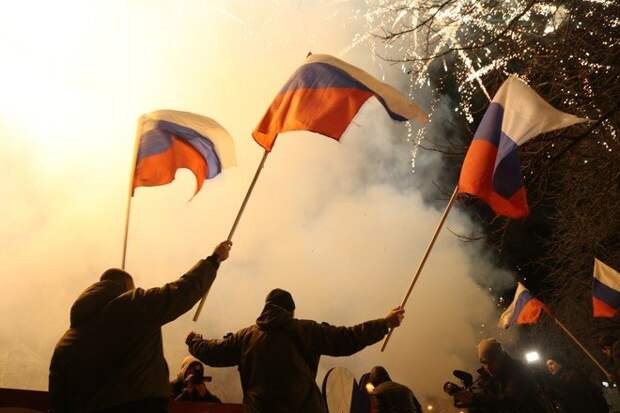 ВЦИОМ: большая часть россиян поддержала решение Путина признать ДНР и ЛНР