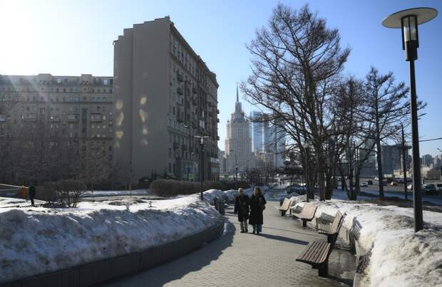 Москвичам снова пообещали минусовую температуру