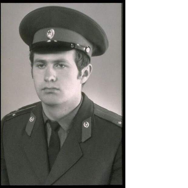 Жириновский в армии фото