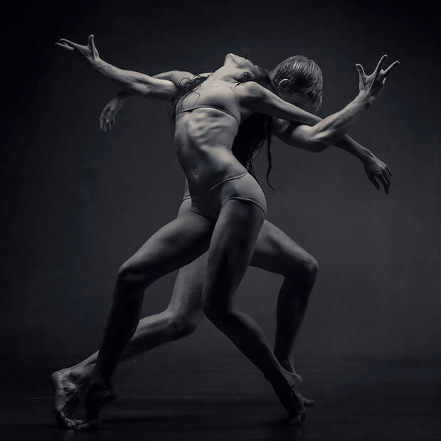 https://static.boredpanda.com/blog/wp-content/uploads/2016/10/dance-photography-vadim-stein-16-580495c7ed4c5__880.jpg