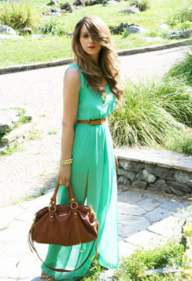 Зелено голубое платье