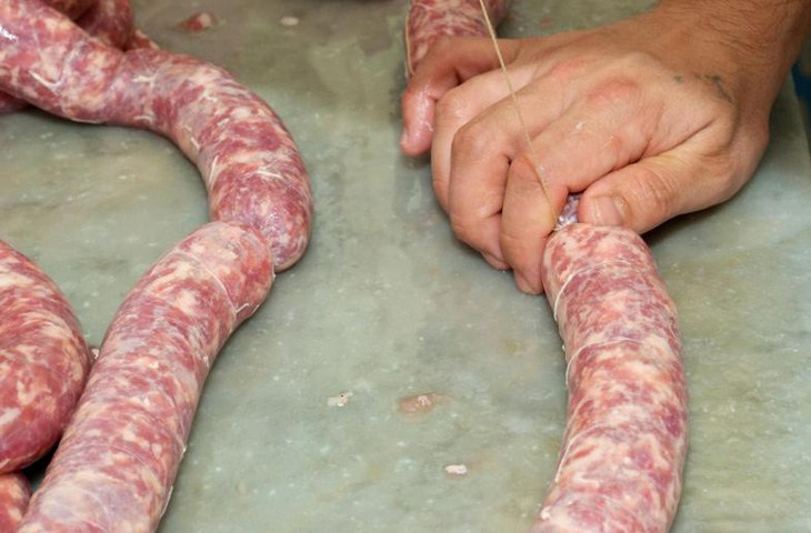 Как приготовить вкуснейшие домашние сосиски Как приготовить вкуснейшие домашние сосиски