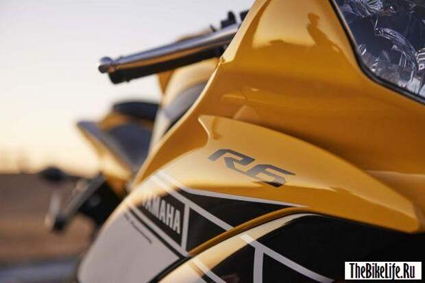 b2ap3_thumbnail_yamaha-yzf-r6-and-supper-tenere-available-in-60th-anniversary-livery-photo-gallery_5.jpg