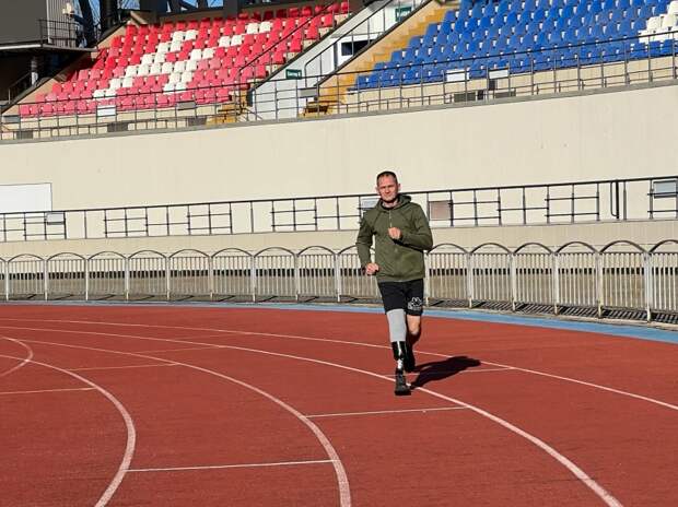 Филиал фонда "Защитники Отечества" по Адыгее помог ветерану СВО получить протез для бега