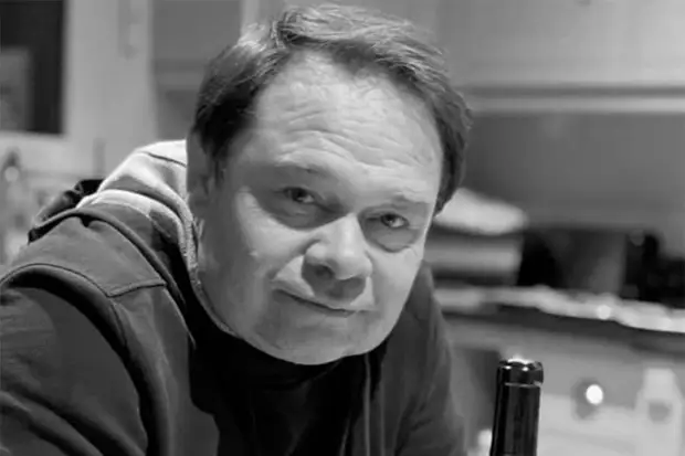 «Рядом нашли нож и топор». Бывшего топ-менеджера и его семью обнаружили мертвыми в Испании