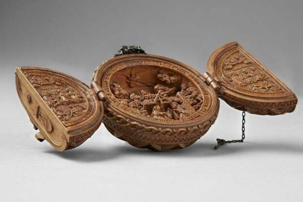 Самшитовые миниатюры 16 века, которые можно разглядеть только с помощью рентгена