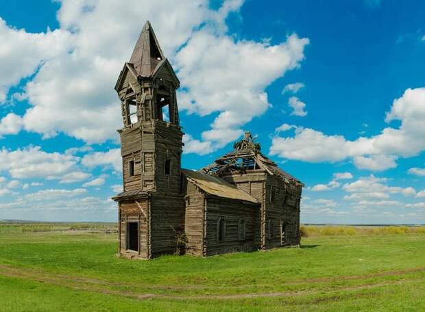 Деревянная церковь Архангела Михаила (1)