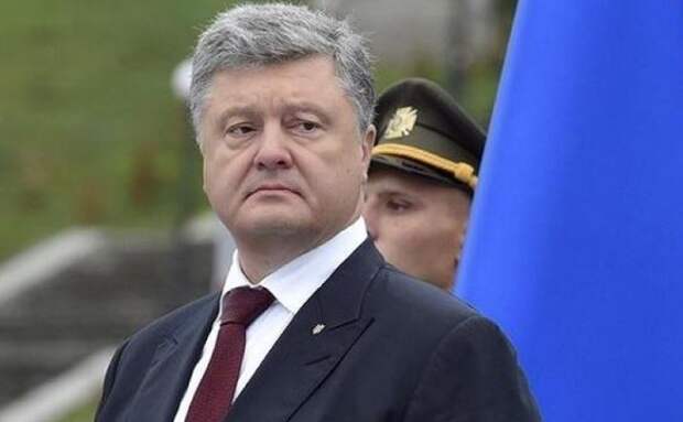 «Сильно. Не стесняется»: в Киеве выяснили, как Порошенко собирает лайки в Сети