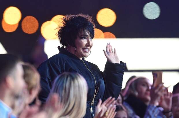 Продюсер объяснил отмену концерта Лолиты в Волгограде