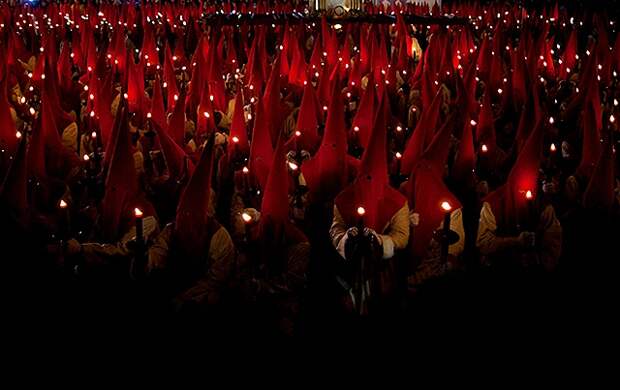 Интересные традиции празднования Пасхи в мире Интересные традиции празднования Пасхи в мире
