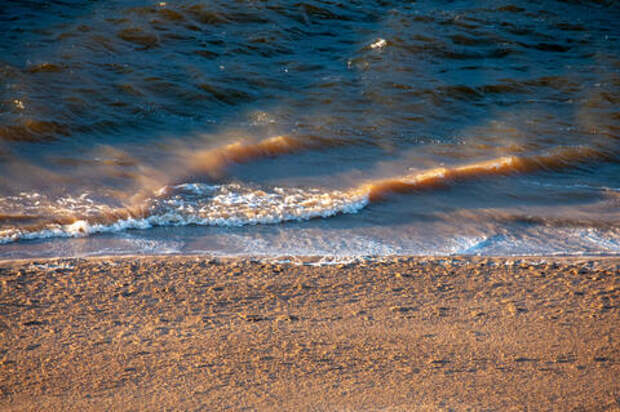 Четырехбалльный шторм ждут на побережье Сочи и Сириуса 12 февраля