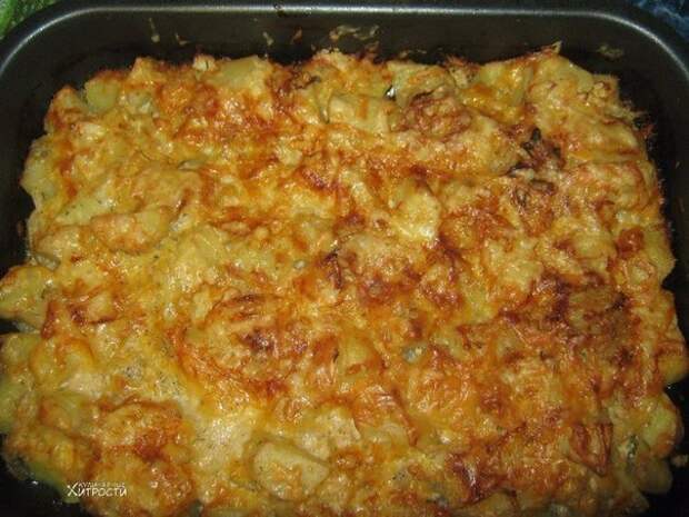 Картошка, запеченная под сыром