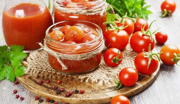 Используйте свежие и консервированные помидоры в кулинарии. / Фото: pronedra.ru