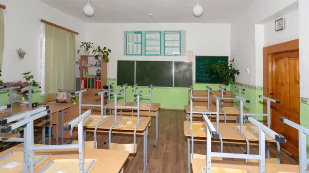 В Минобразования ЛНР объявили об эвакуации всех детских домов и школ-интернатов в Россию